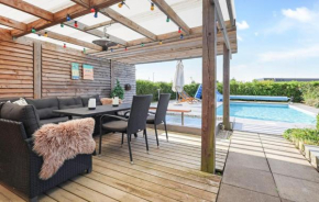 Cozy Home In Oksbøl With Heated Swimming Pool